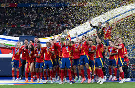 赛季中的决 赛季中的决